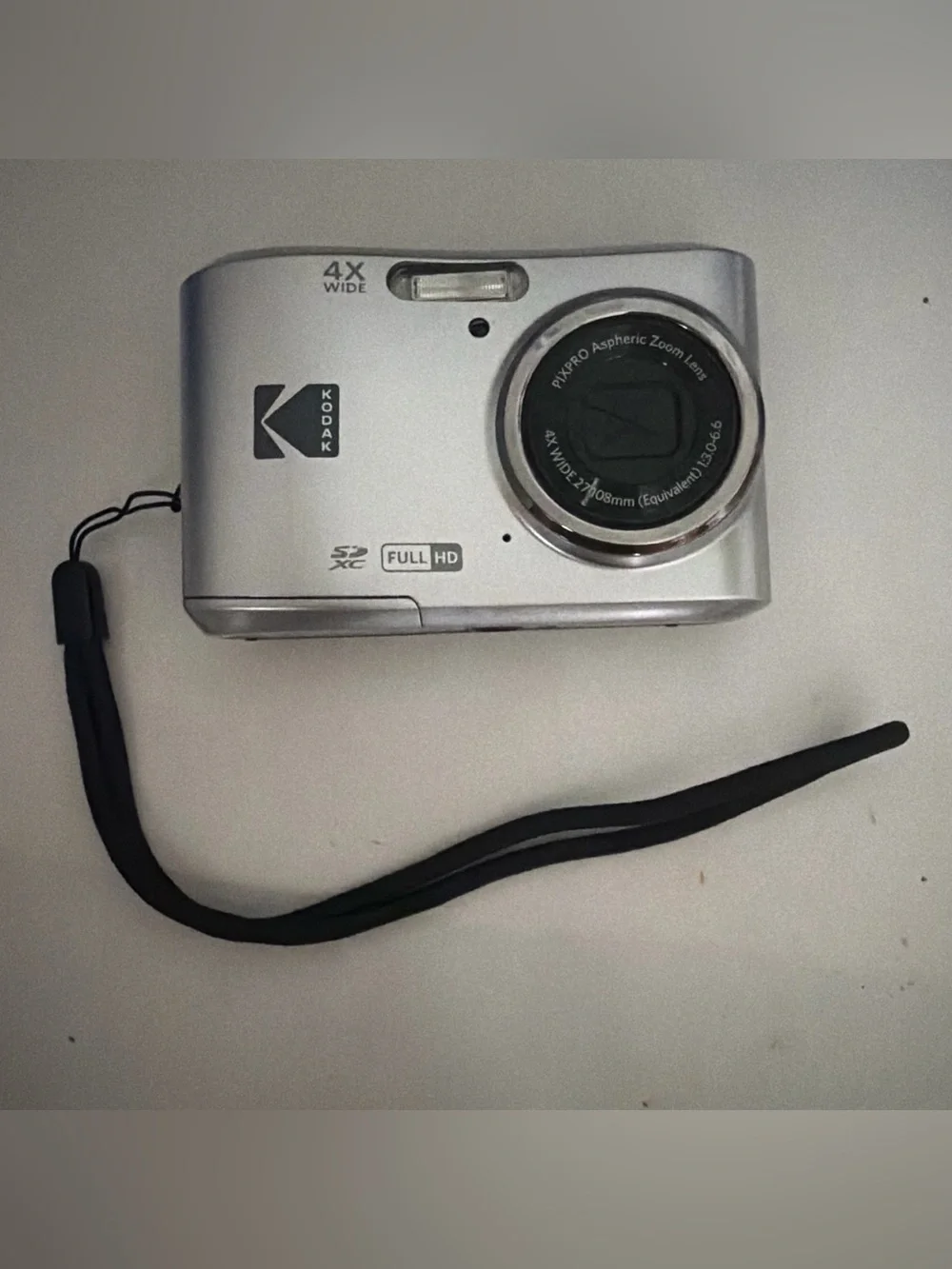 Kodak Pixpro Fz45 Silver Compact Digital Camera with Wrist Strap